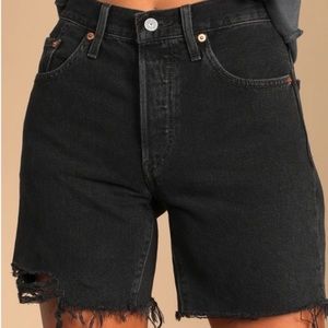 LEVI'S BLACK 501 MID THIGH SHORTS